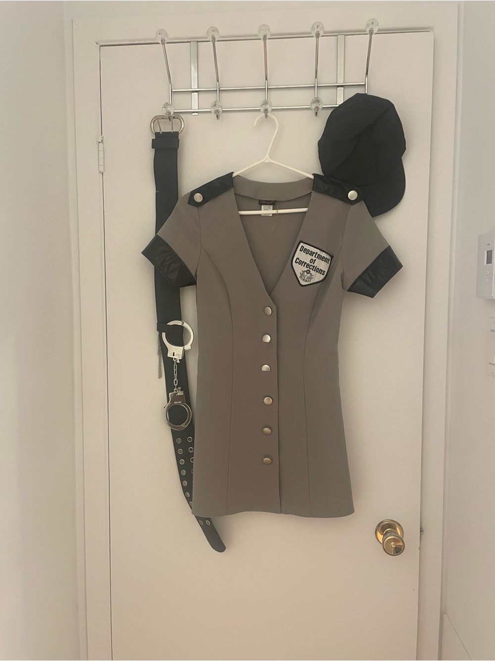 Costume Halloween femme - robe agente correctionnelle - médium